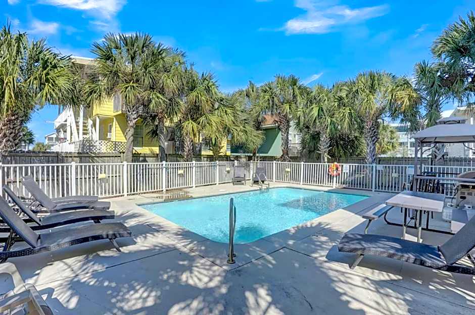 PRIME True Blue Walk to Beach Pool Pets Near The Hangout Parking