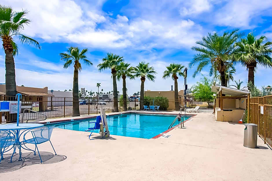 OYO Hotel Yuma AZ - I-8 US-95