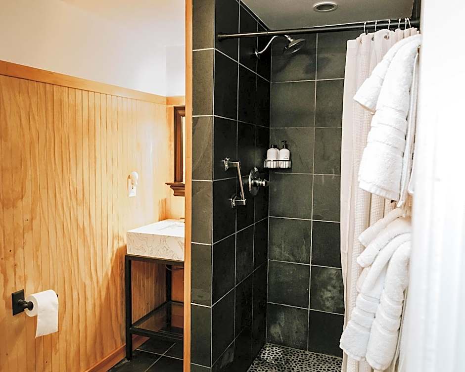 The Inn at Arch Cape