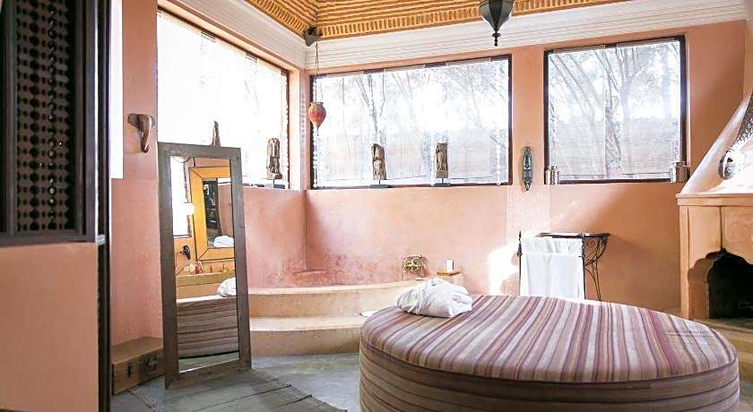 Lodge K Hotel & Spa
