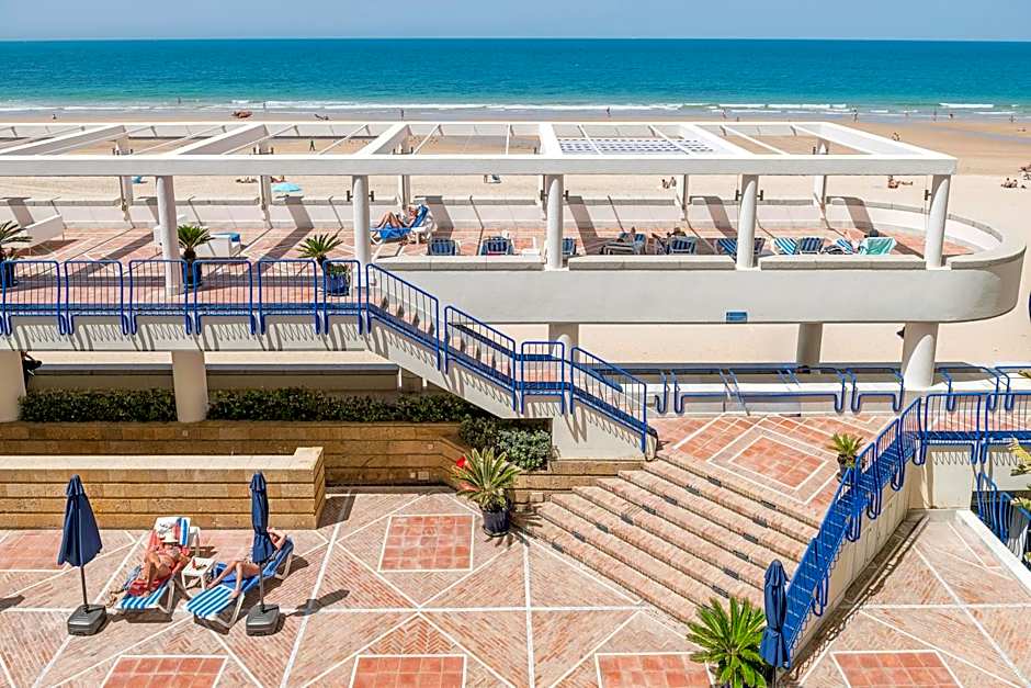 Hotel Playa Victoria