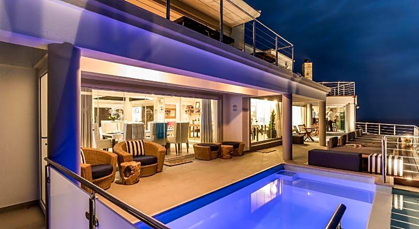 Head Over Hills Luxury Retreat