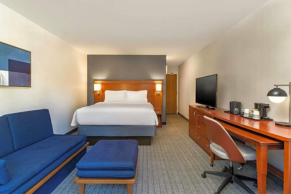 Courtyard by Marriott Sacramento Airport Natomas
