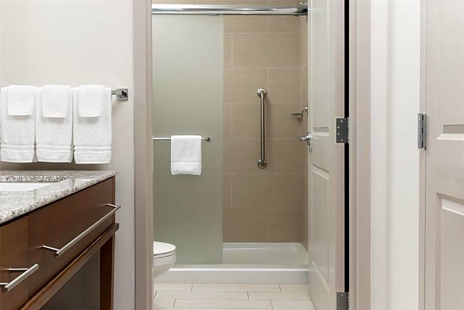 Homewood Suites by Hilton Wauwatosa Milwaukee