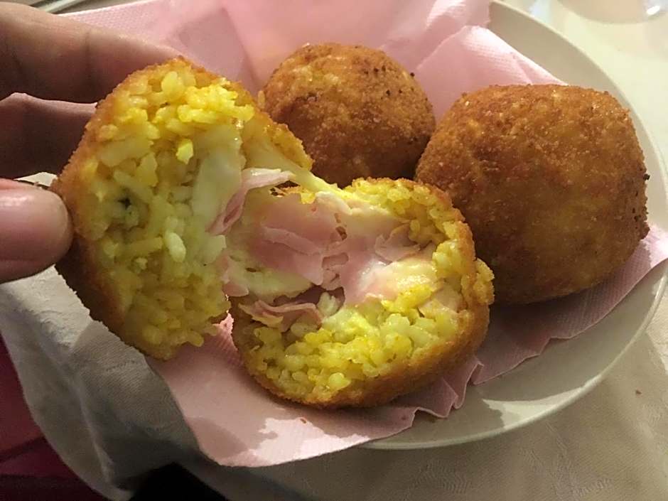 Sea View Teti Rooms & Apts