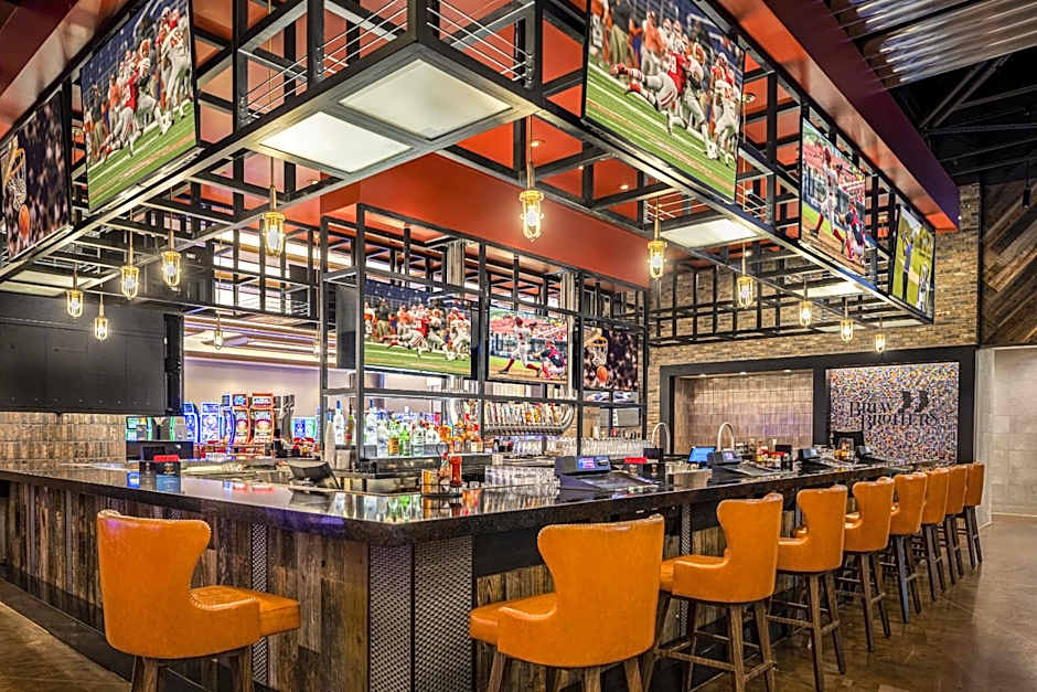 Horseshoe Lake Charles - A Caesars Rewards Destination