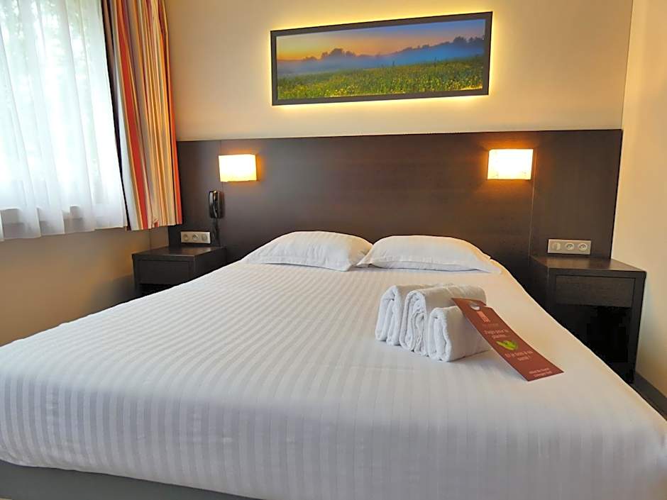 Hotel Be Guest Limoges Sud ex Black & Green