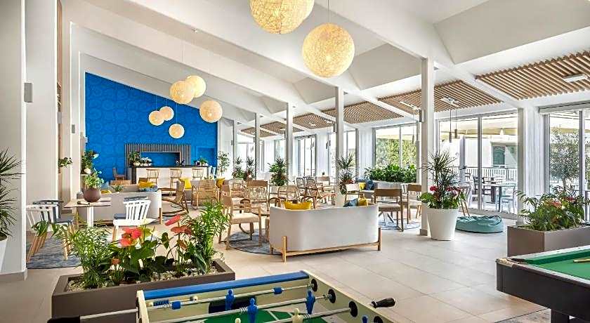 Club Dubrovnik Sunny Hotel by Valamar