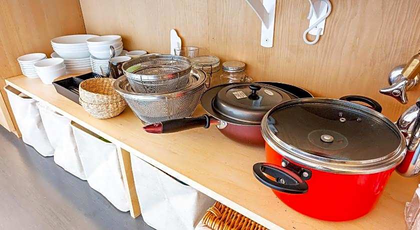 plat hostel keikyu asakusa station