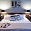 Soprarno Suites