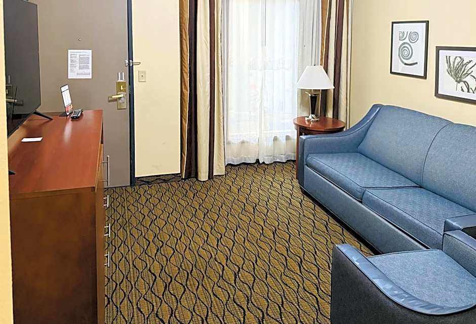 Country Inn & Suites by Radisson, Mishawaka - South Bend