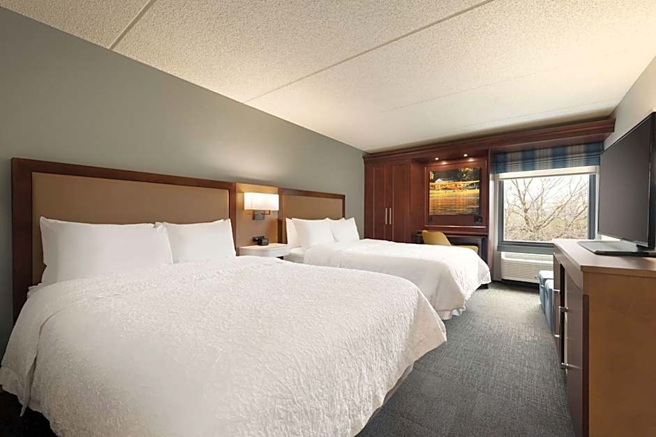 Hampton Inn By Hilton Appleton-Fox River Mall Area