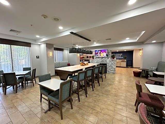 Hampton Inn By Hilton Brattleboro, Vt