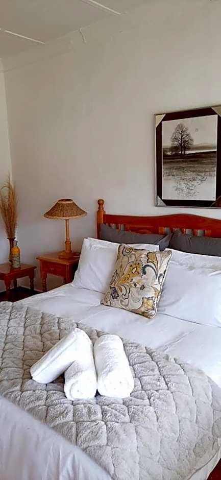 The Oaks Hotel