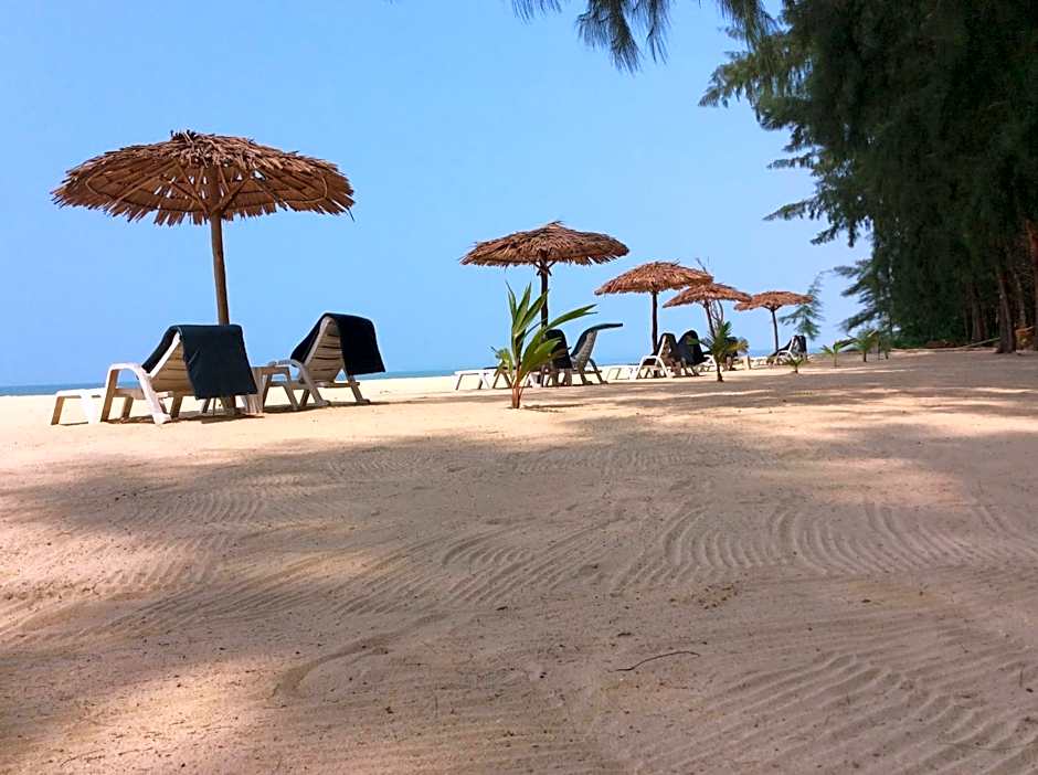 Cousin Koh Kho Khao Beach