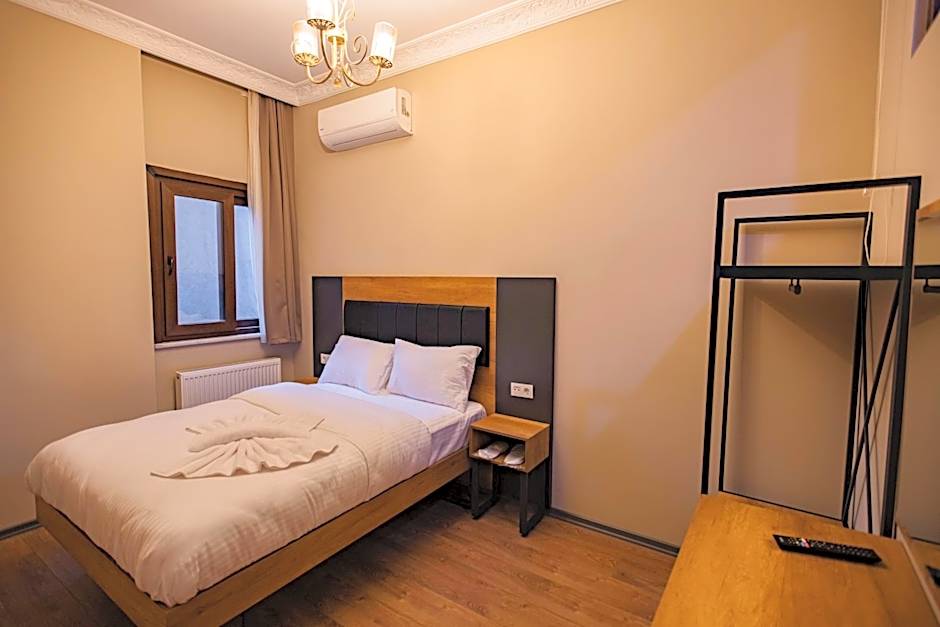 Grand Balyan Hotel & Restaurant