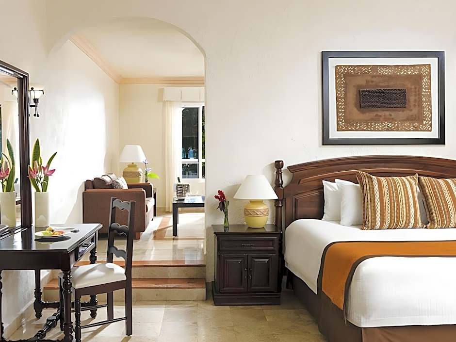 El Dorado Seaside Suites - Catamaran Cenote & More Inclusive- Adults Only