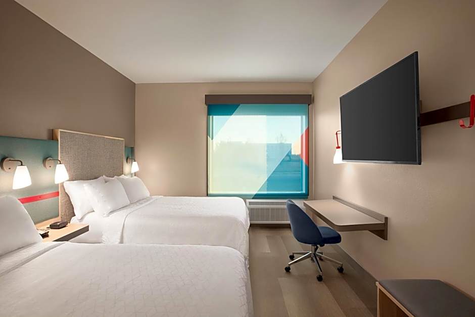 Photo 1 of 5 of Standard 2 Queen Beds, Mobility Accessible, Bathtub