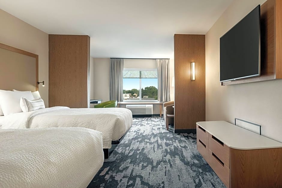 Fairfield Inn & Suites by Marriott Milwaukee West