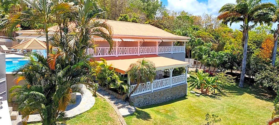 Les Hauts du Cap - Guest House