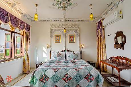 Deluxe Private Room