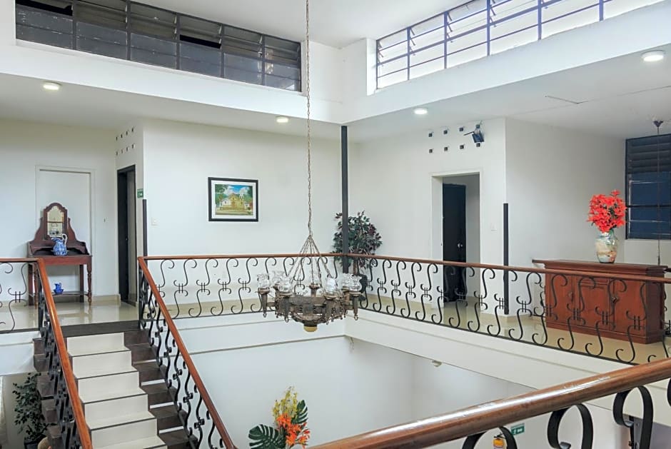 Hotel Colonial Plaza