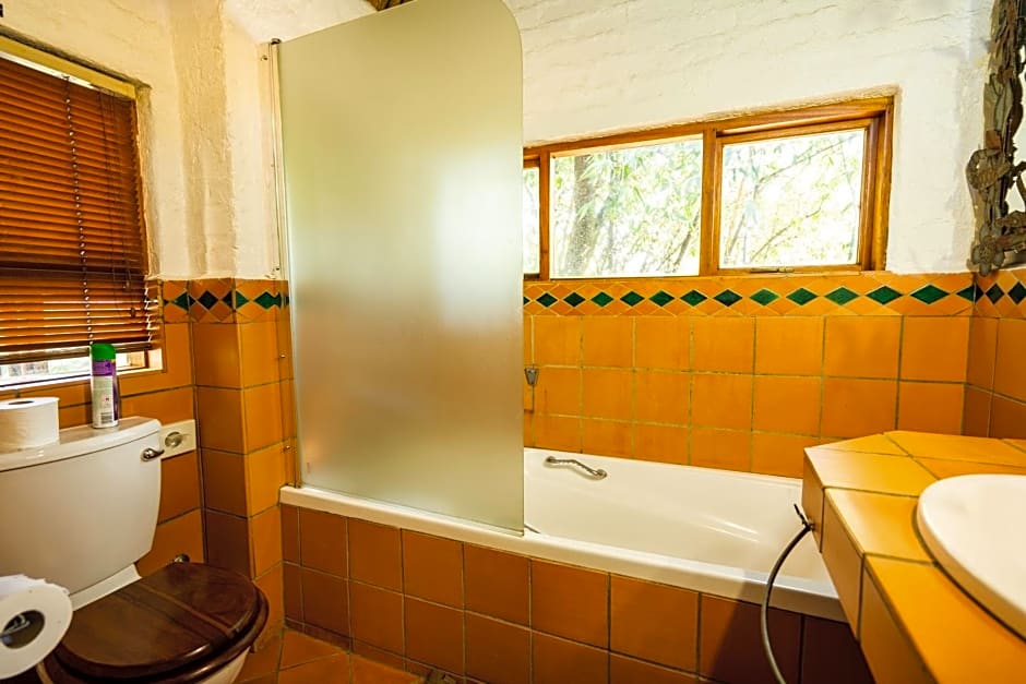 Hakunamatata Lodge & Health Spa/ Wedding & Conference venue