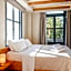 Panellinion Luxury Rooms