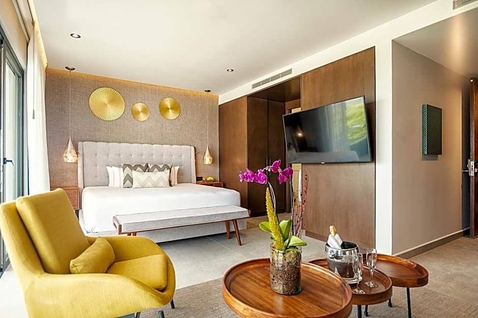 The Fives Oceanfront