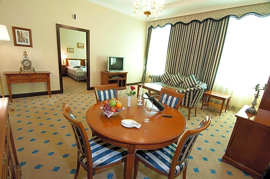 Grand Tien Shan Hotel