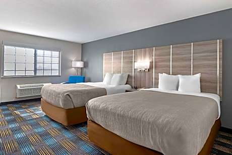 Queen Room with Two Queen Beds - Non-Smoking