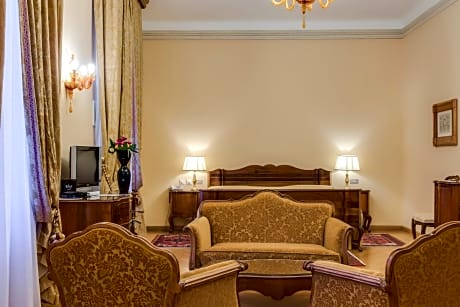 Junior Suite (3 Adults)