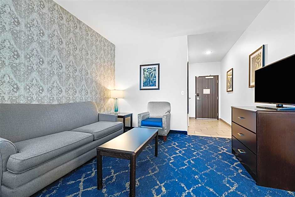 Best Western Plus New Richmond Inn & Suites