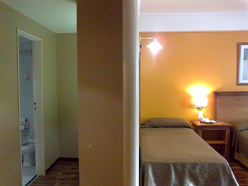 Tritone Hotel