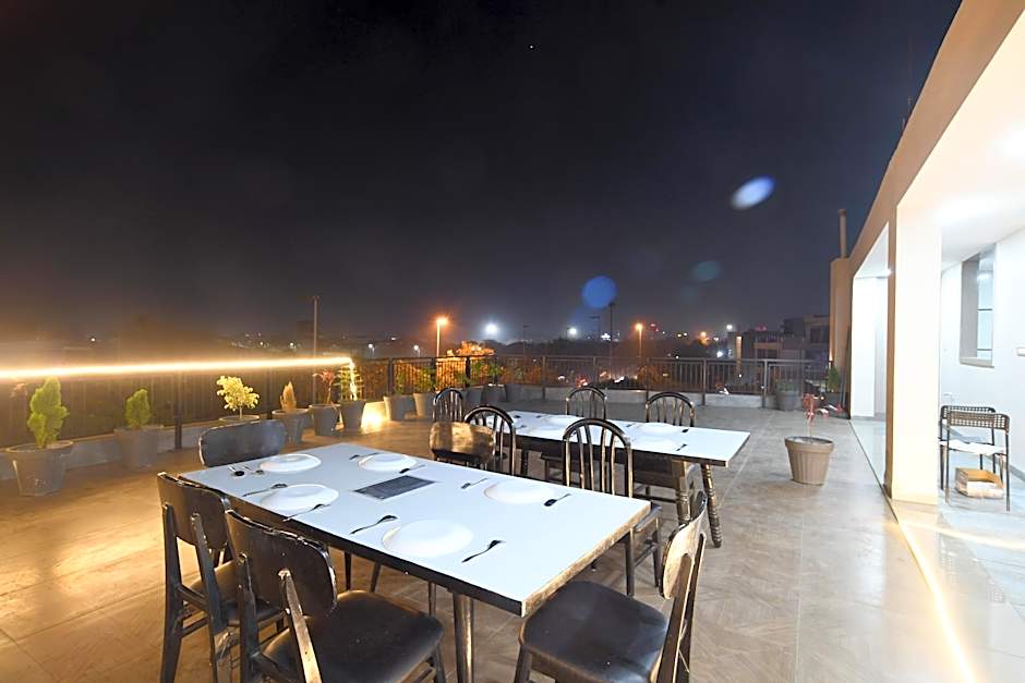 Aceotel Select Tulsi Vijay Nagar - A Luxury Boutique Hotel