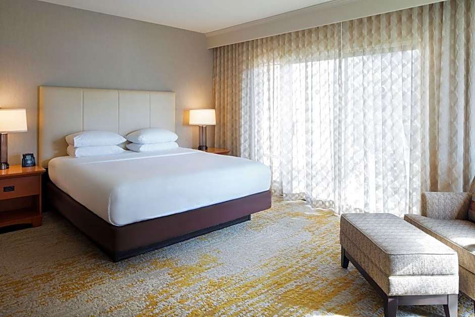 DoubleTree By Hilton Hotel Ontario Airport