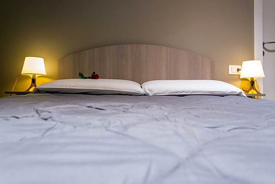 HH Hermoso Housing ALESSANDRIA