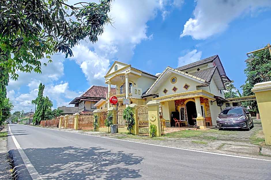 OYO 90307 Fj Alfaeyza Kost