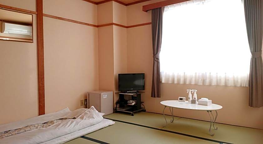 Hotel Shibukawa Hills