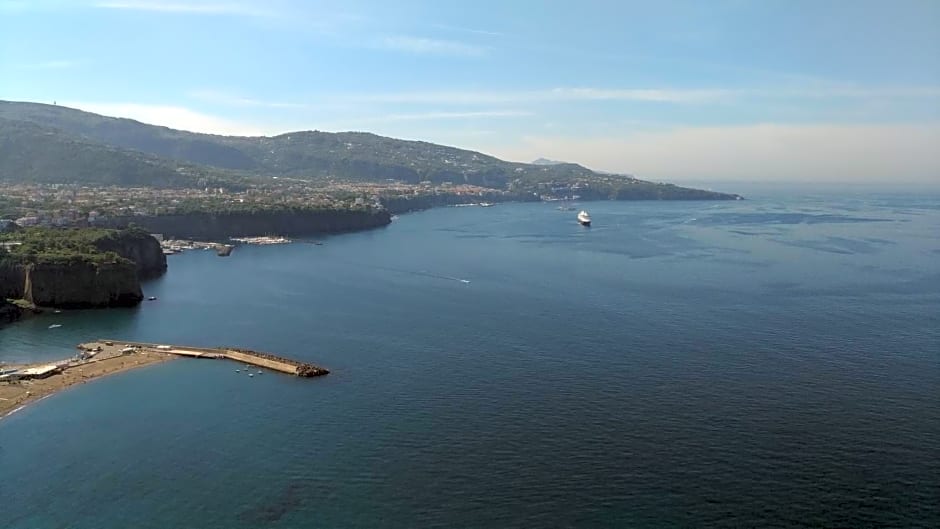 Sorrento Garden – Sorrento, CO