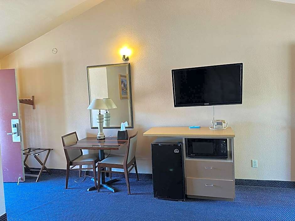 Budget Inn