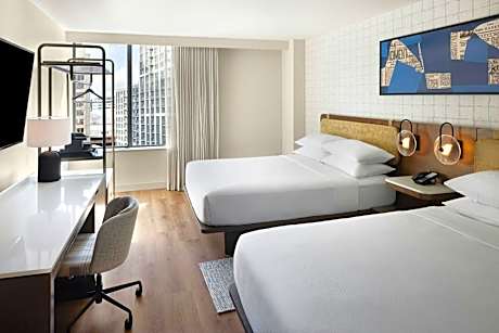 Premium Pantry Access, Deluxe Guest room, 2 Queen, City view