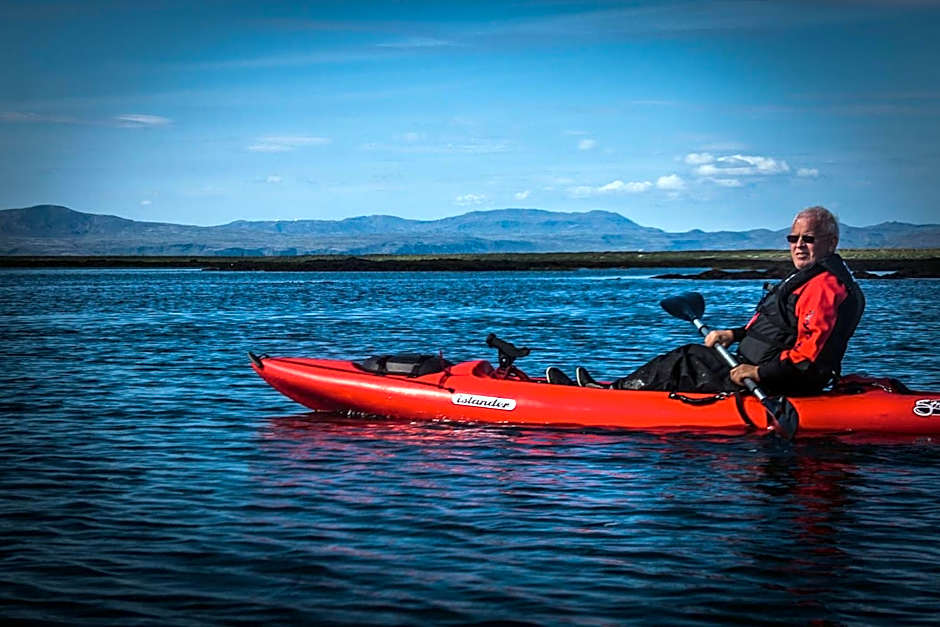 Bakki Apartments & Hostel