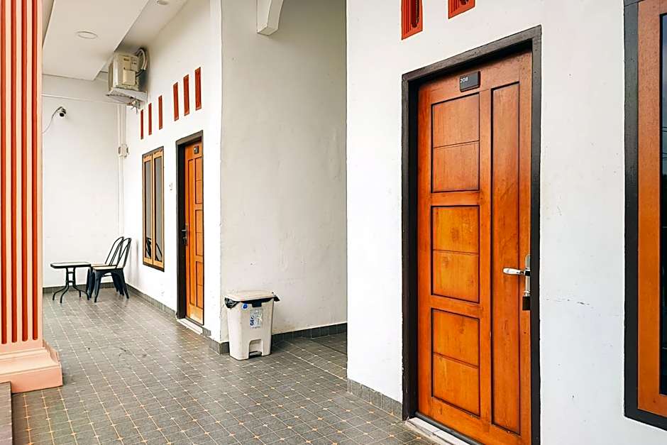 RedDoorz Syariah at Naufal Residence Sarolangun