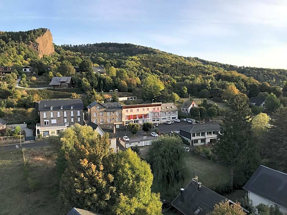 Hôtel Restaurant Le Grillon