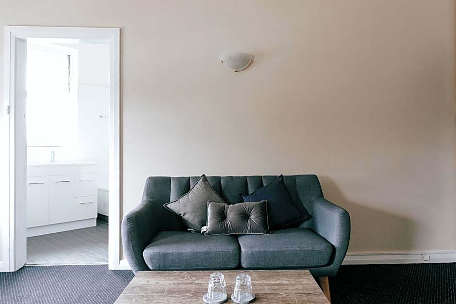 General Roberts Hotel