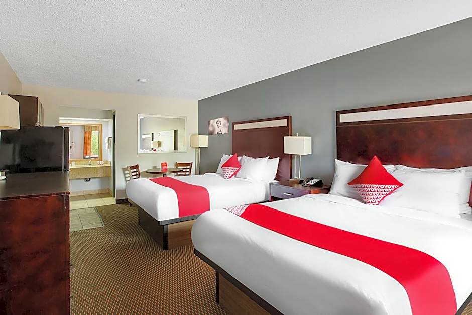 OYO Hotel Texarkana Trinity AR Hwy I-30