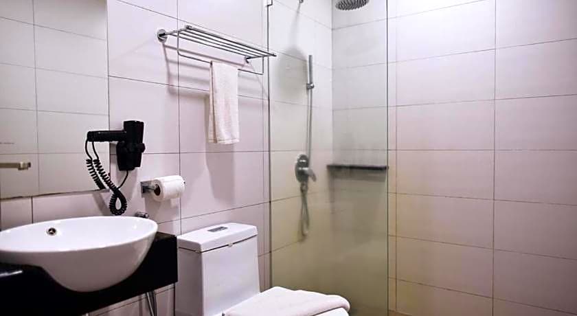 Mornington Hotel  Bukit Permata Lumut