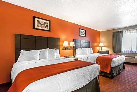 Queen Room with Two Queen Beds - Accessible/Non-Smoking
