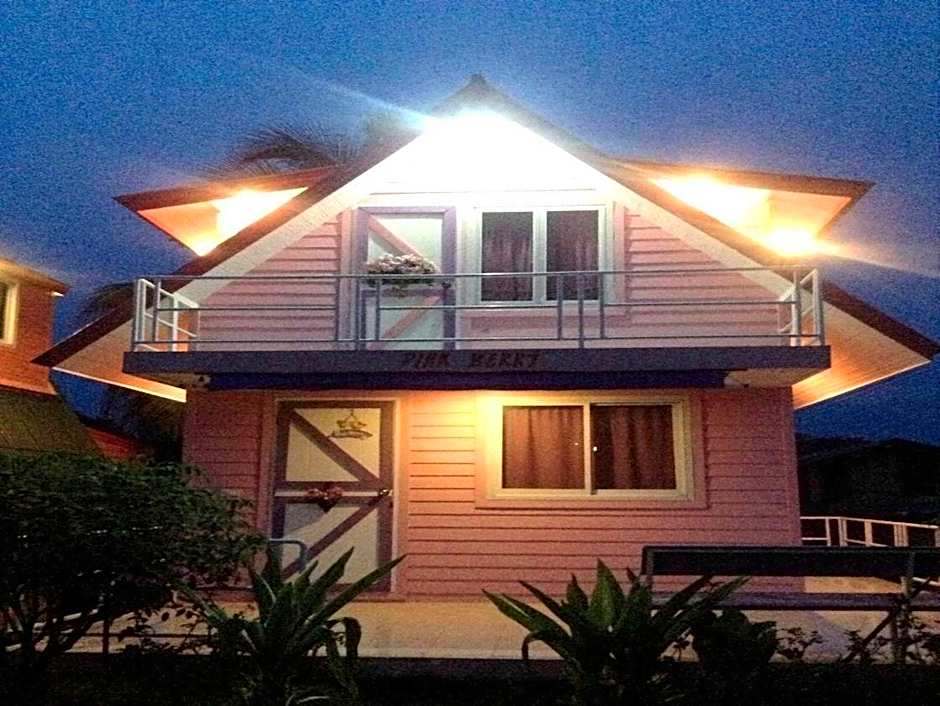A Houses Homestay